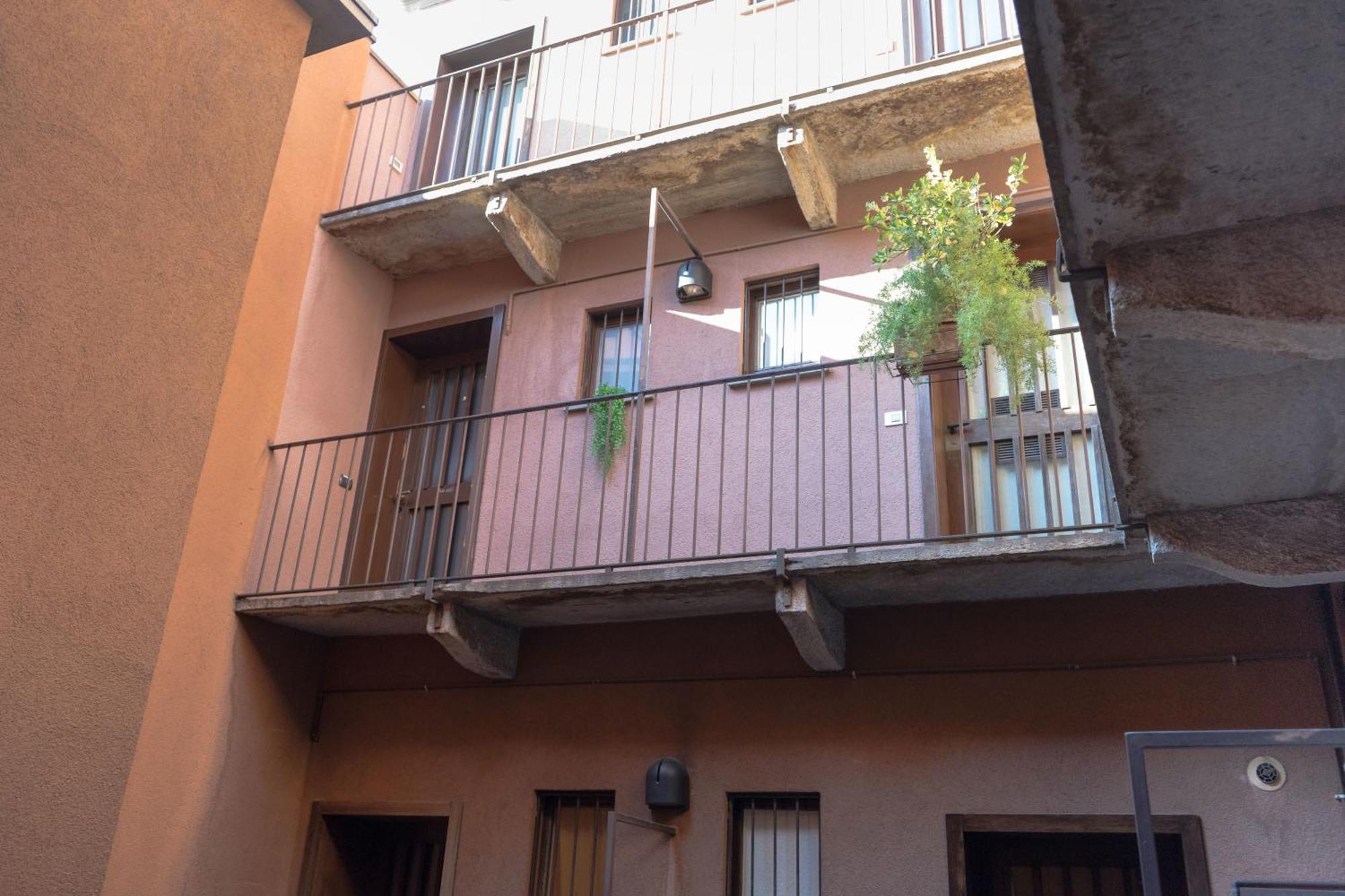 Disciplini Apartment A 5 Min Dal Duomo Milaan Buitenkant foto