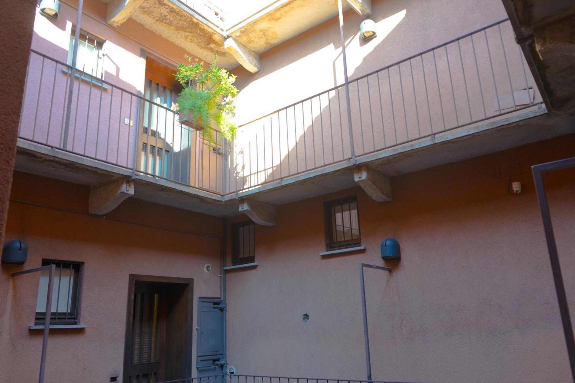 Disciplini Apartment A 5 Min Dal Duomo Milaan Buitenkant foto